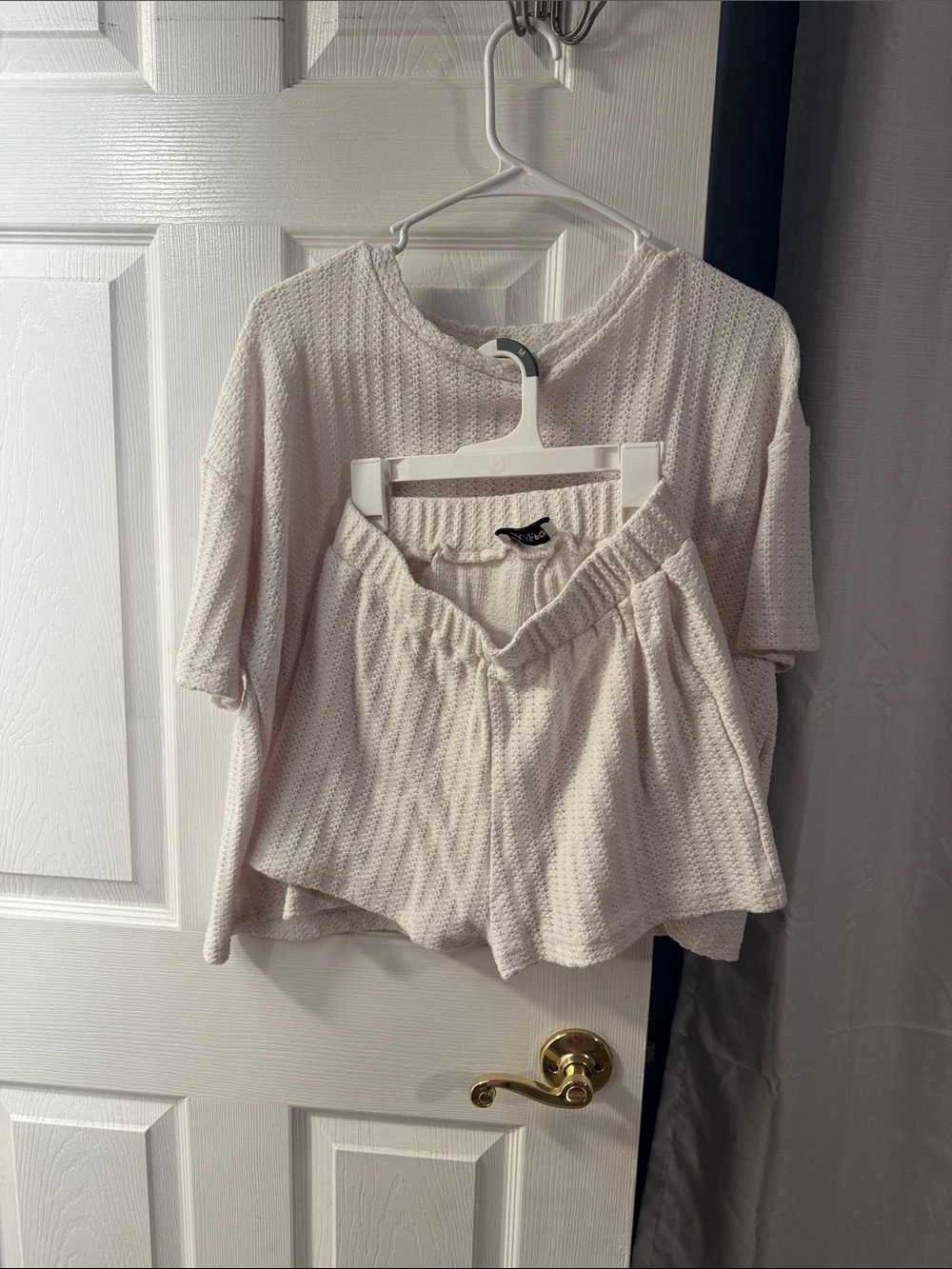 Princess Polly two price set cream